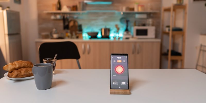smartphone-with-active-smart-home-application.jpg smartphone-with-active-smart-home-application.jpg